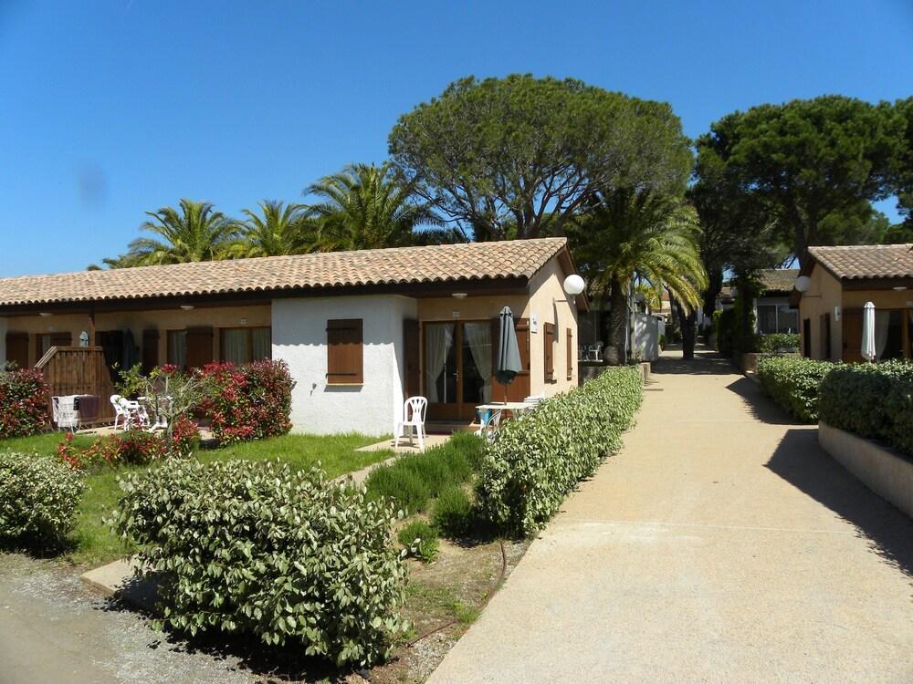 Ulvf Les Residences Du Colombier Fréjus 外观 照片