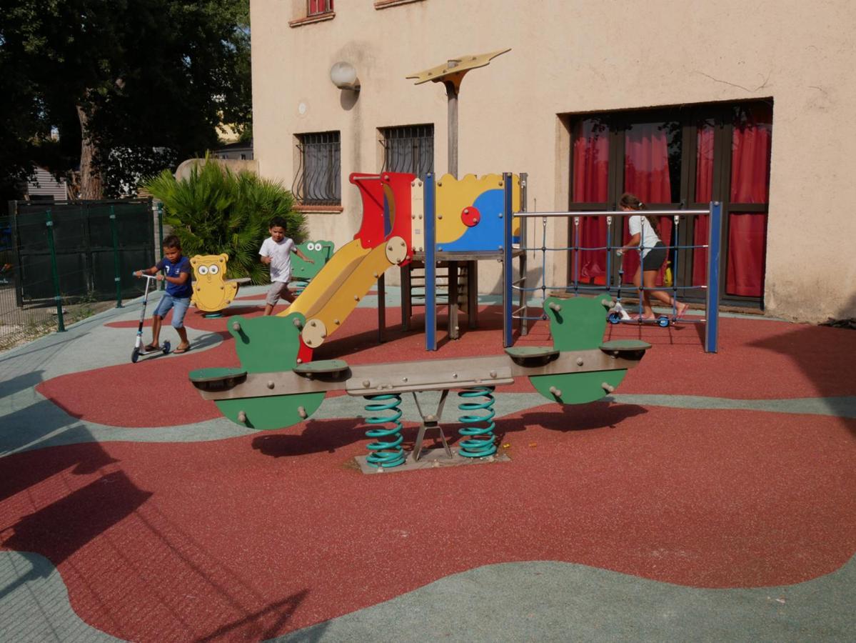 Ulvf Les Residences Du Colombier Fréjus 外观 照片