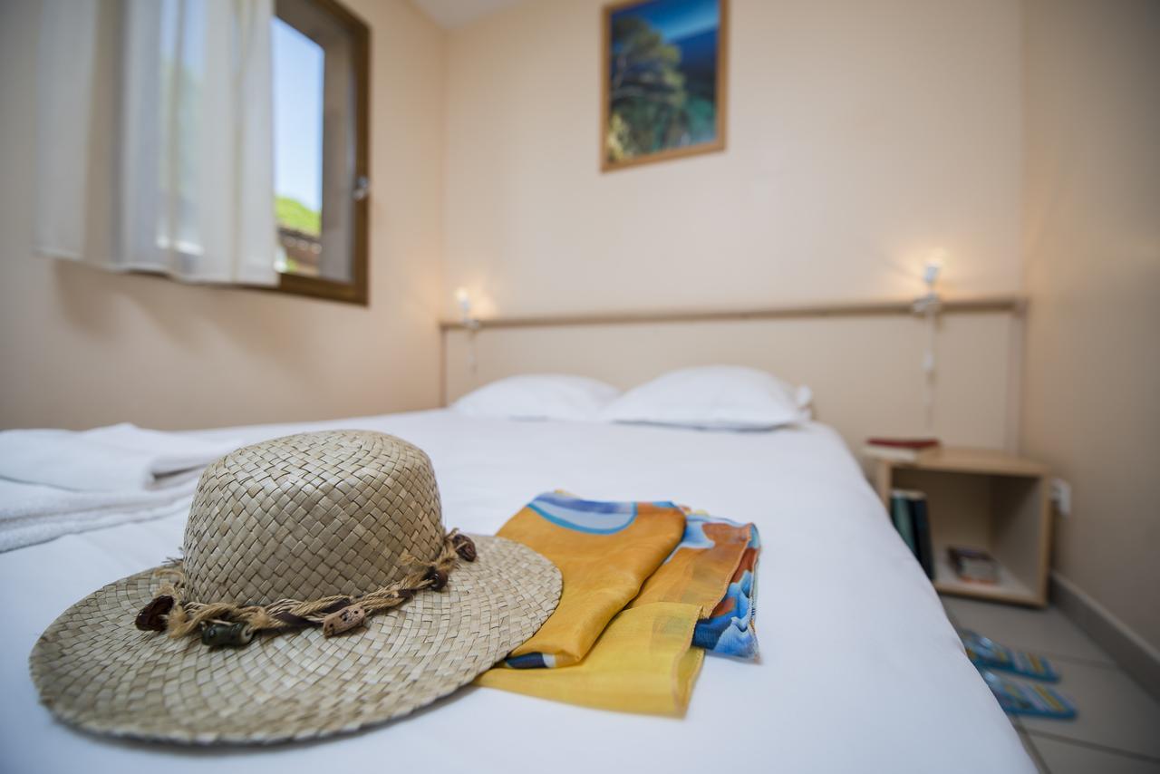 Ulvf Les Residences Du Colombier Fréjus 外观 照片